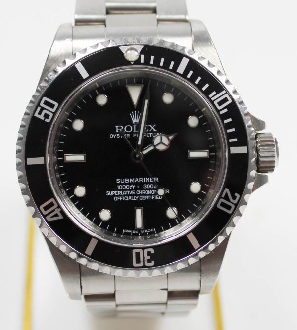 Rolex Submariner Referenz 14060M Armbanduhr stahl schwarzes Zifferblatt